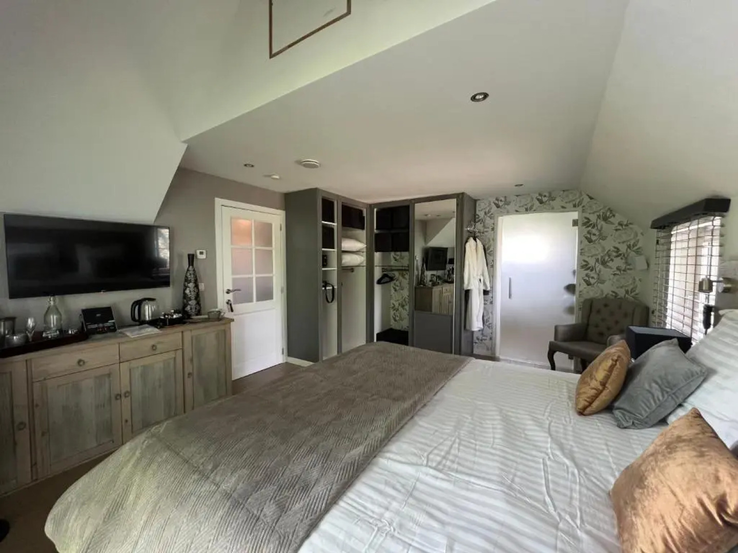 Bed & Bokes Aan De Maaskant Bvba