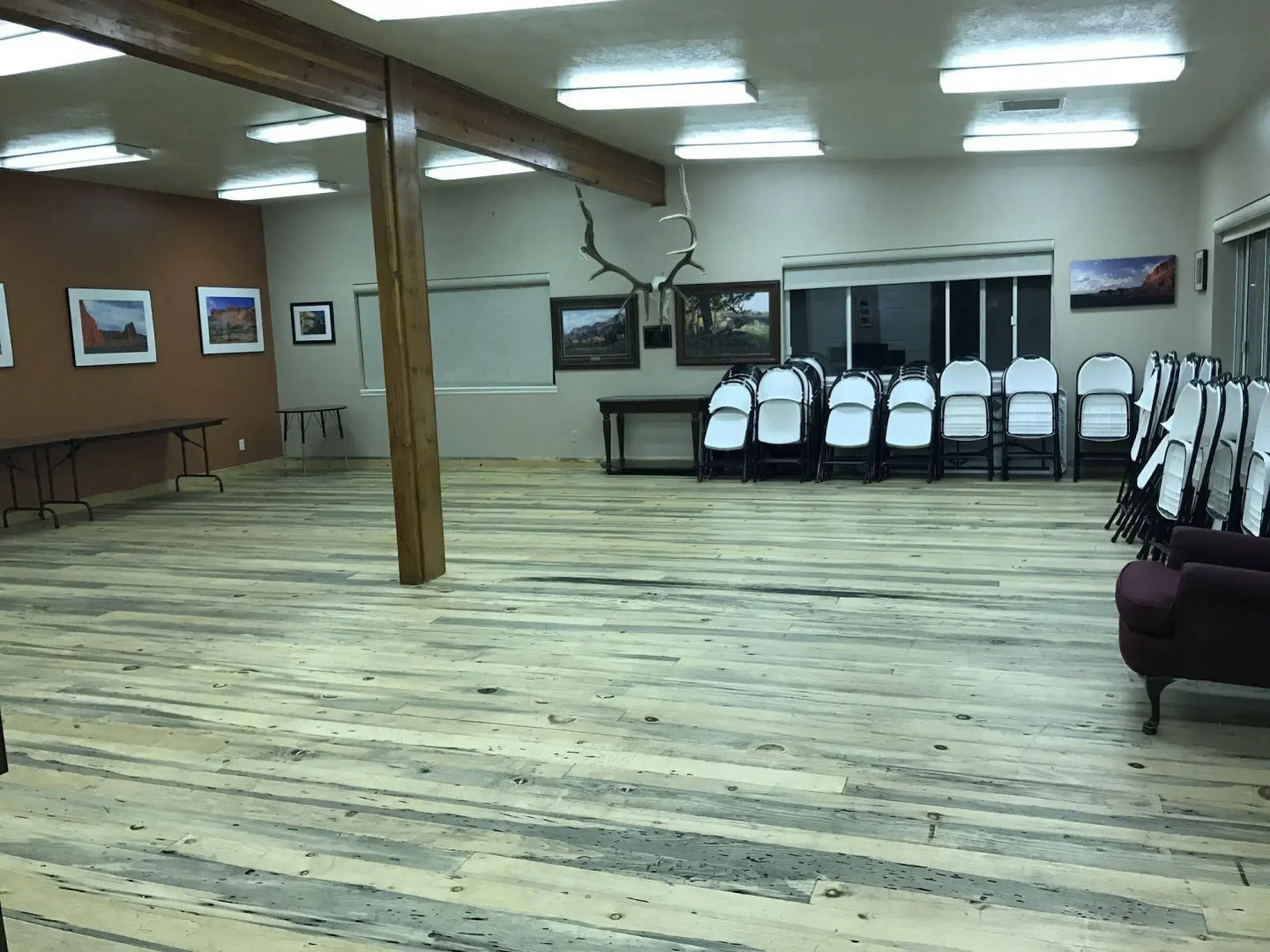 Broken Spur Inn & Steakhouse