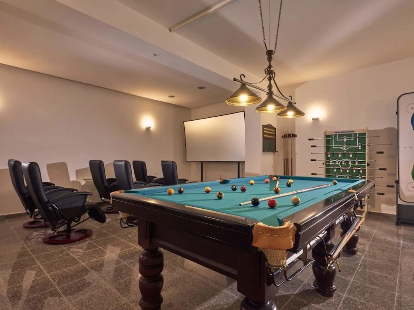 Mont Bleu Luxury Villa