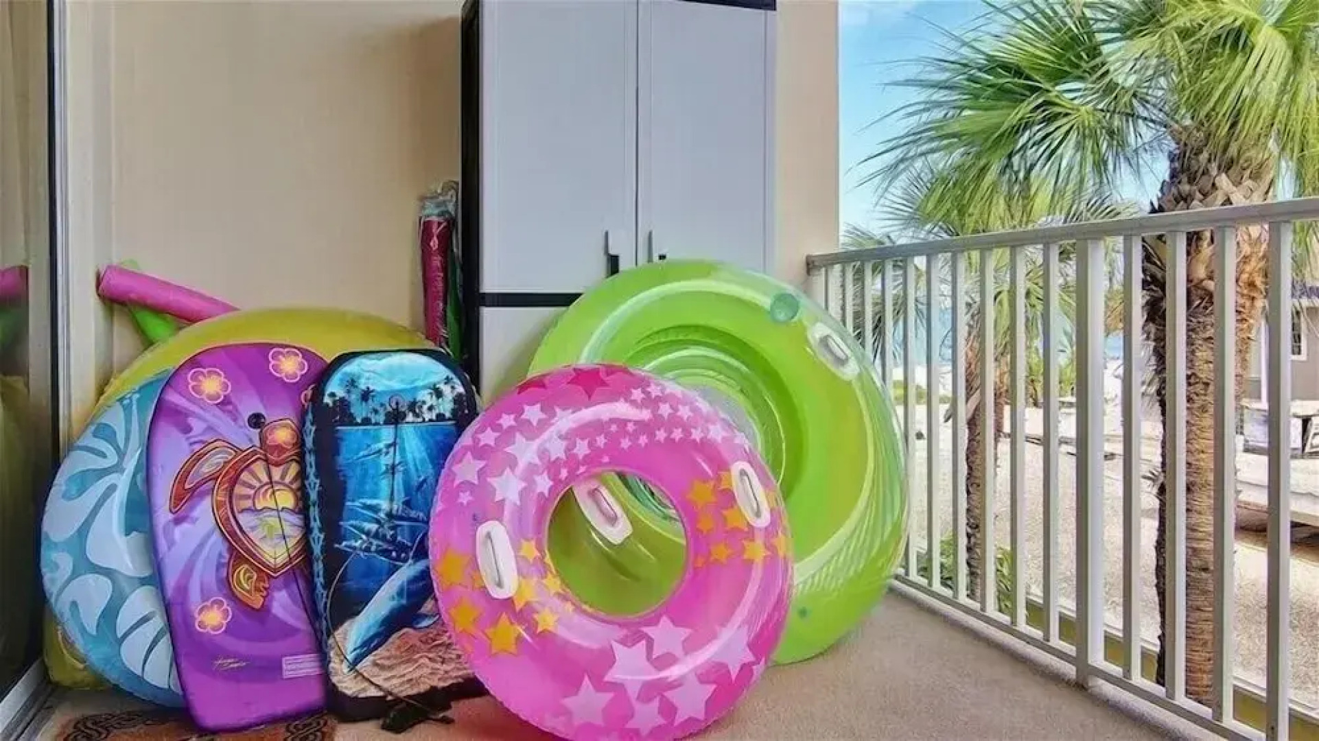 Hamilton 206 2 Br condo by RedAwning