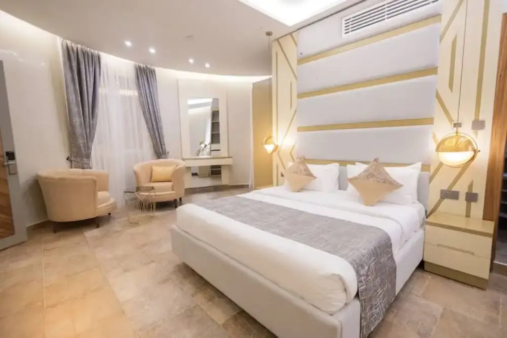 Grik Hotel - Entebbe