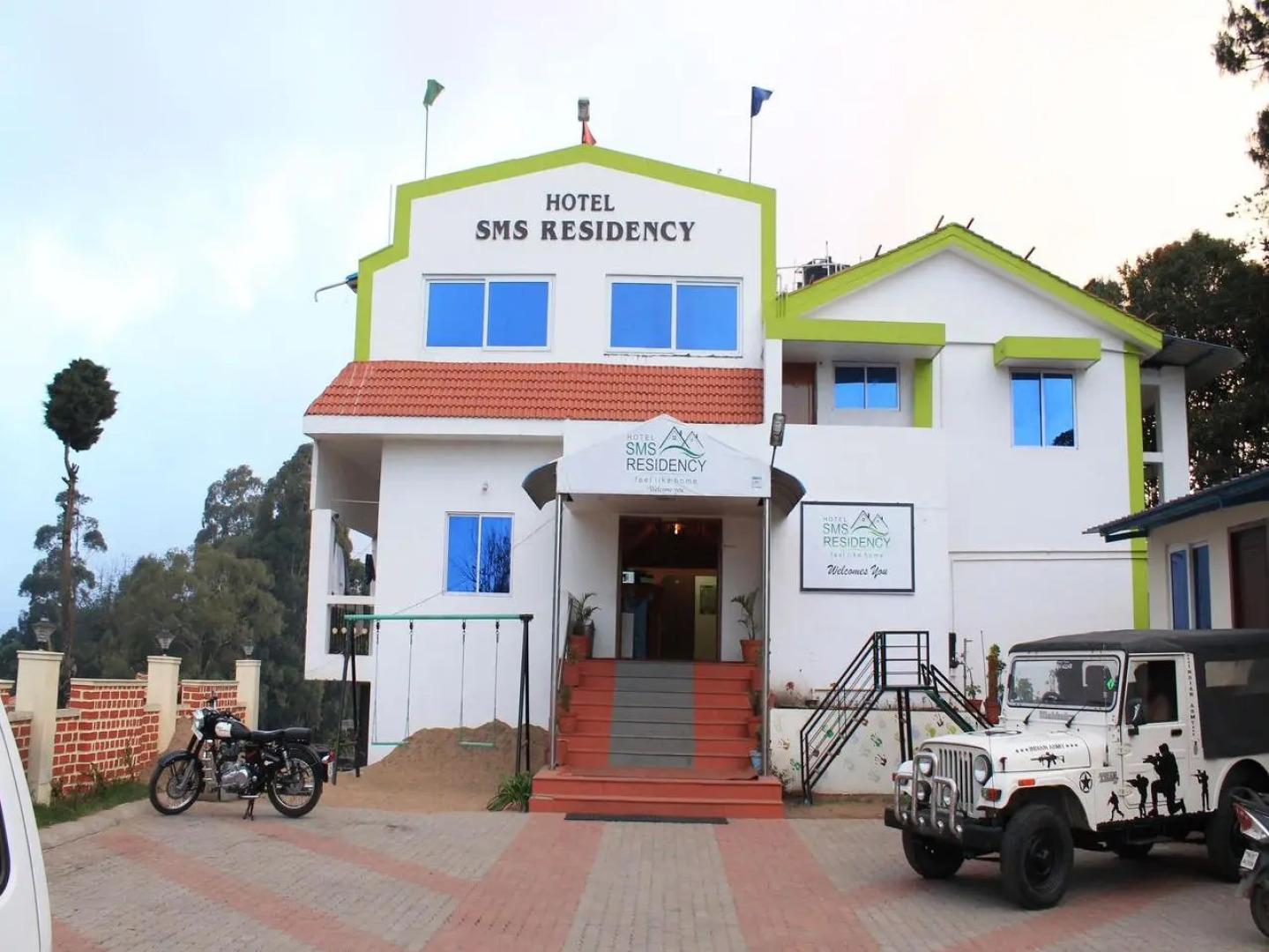Hotel Sms Residency