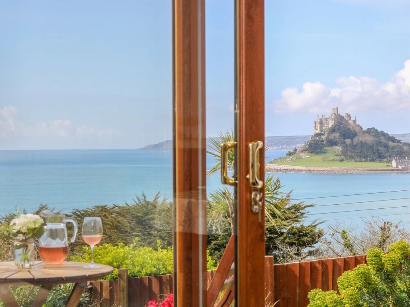 Castle View Apartment