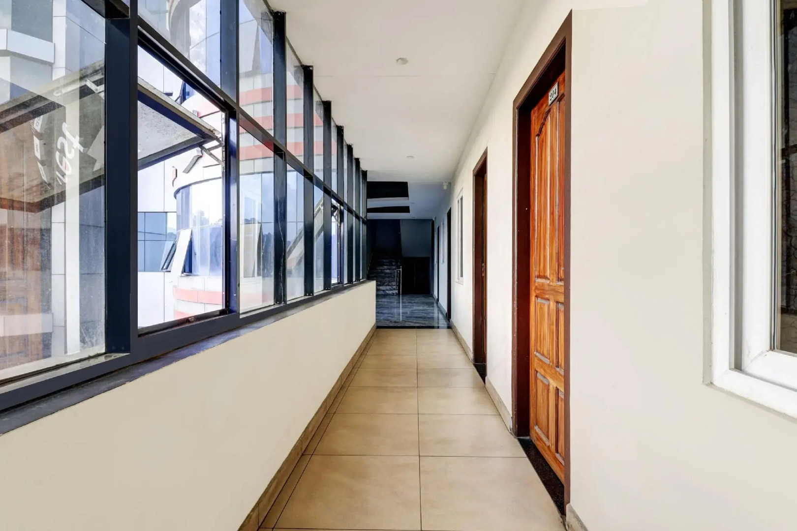 West Gate Inn & Suites By OYO Rooms