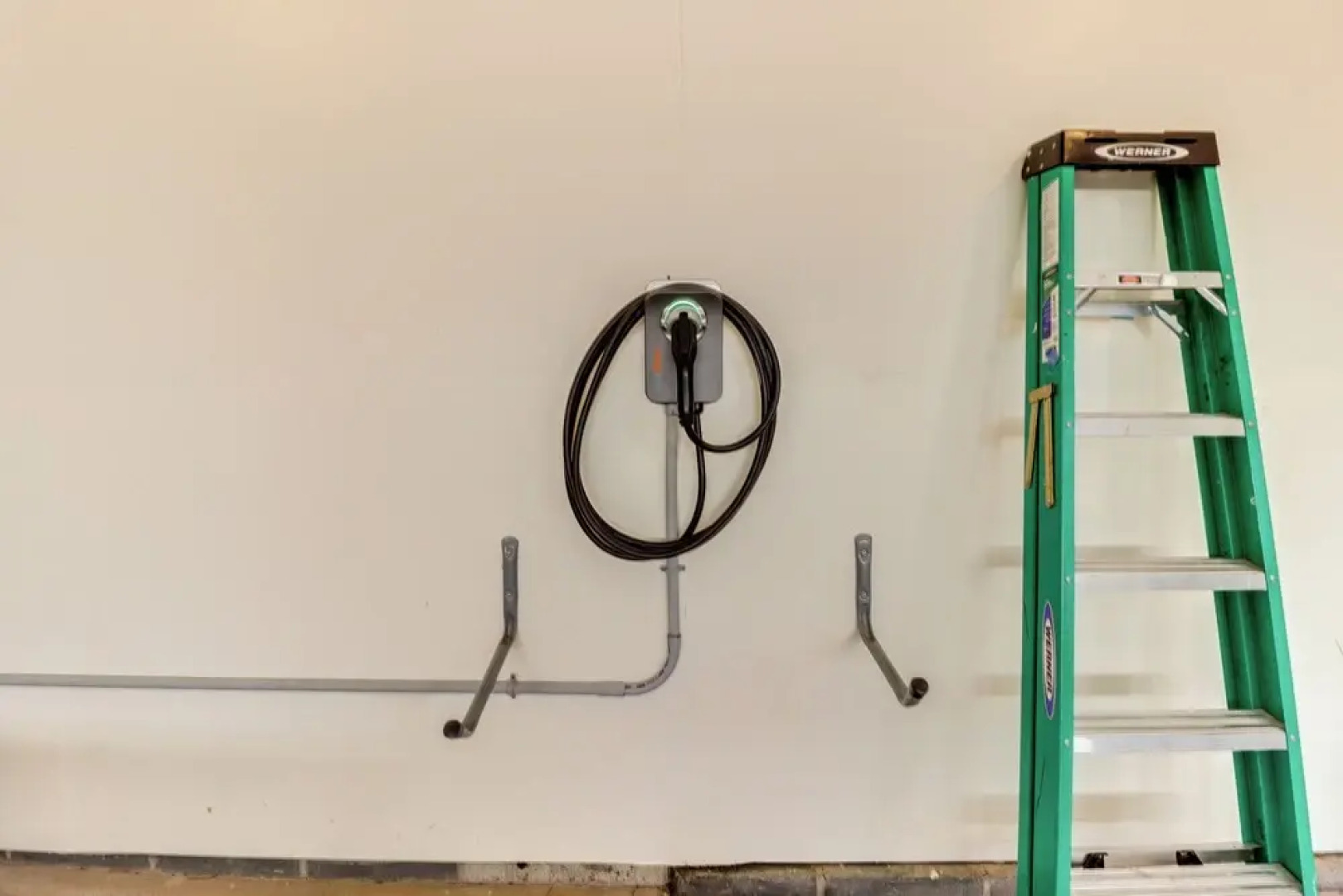 Deck & Lake View: Spacious Long Pond Home!