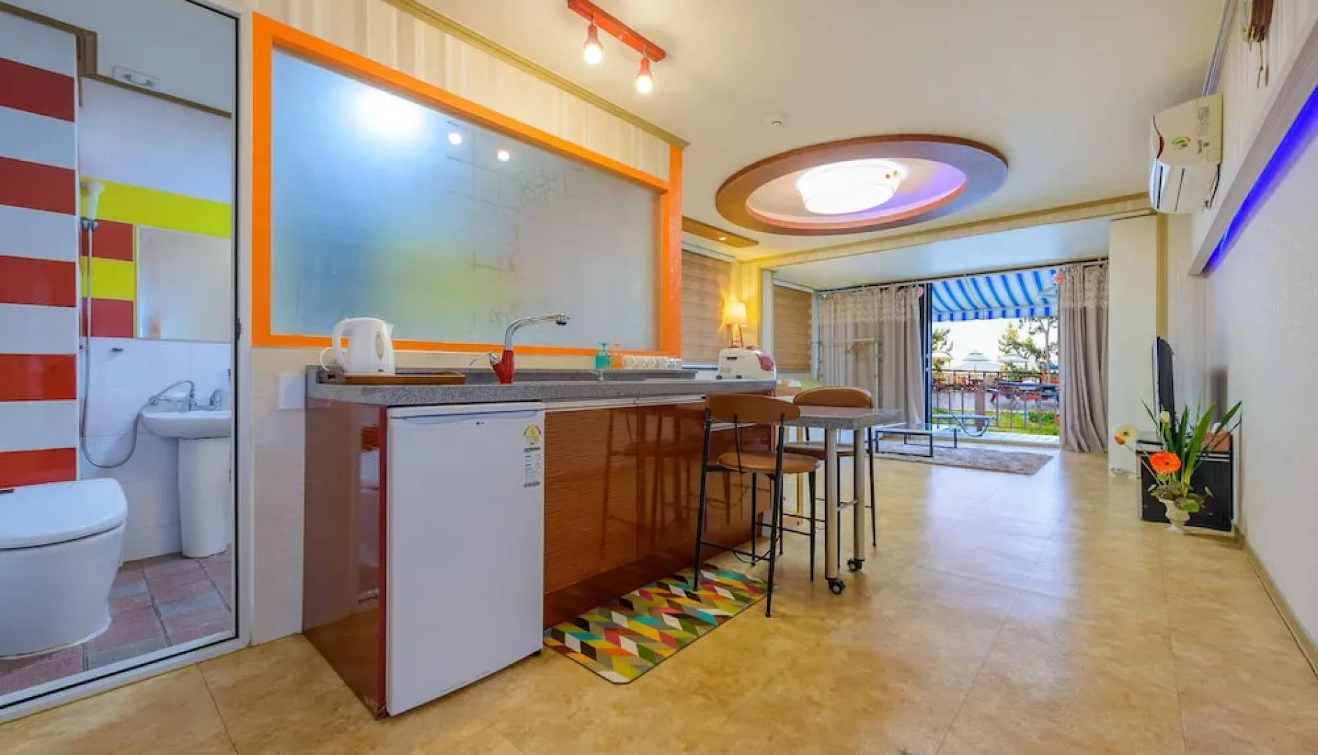 Tongyeong Honey Spa Pension