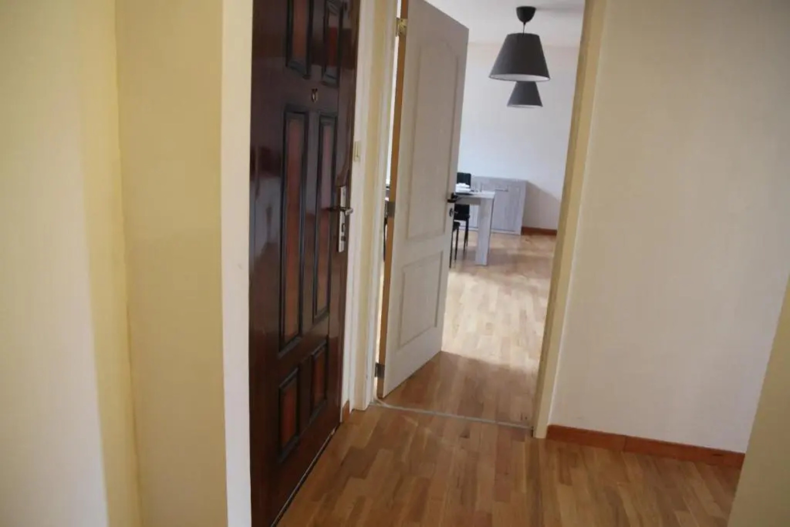 Appartement Courcelles