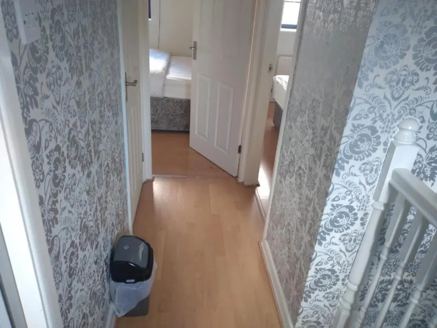 2 Bed House - Sleeps 4 - Pets - Garden - Parking