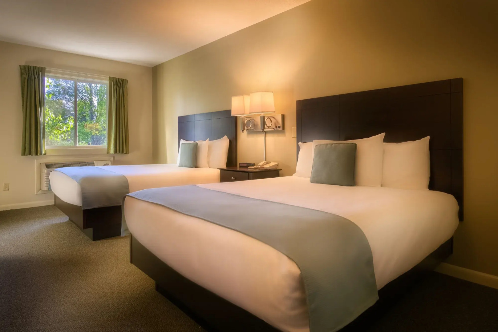 Sun & Ski Inn And Suites