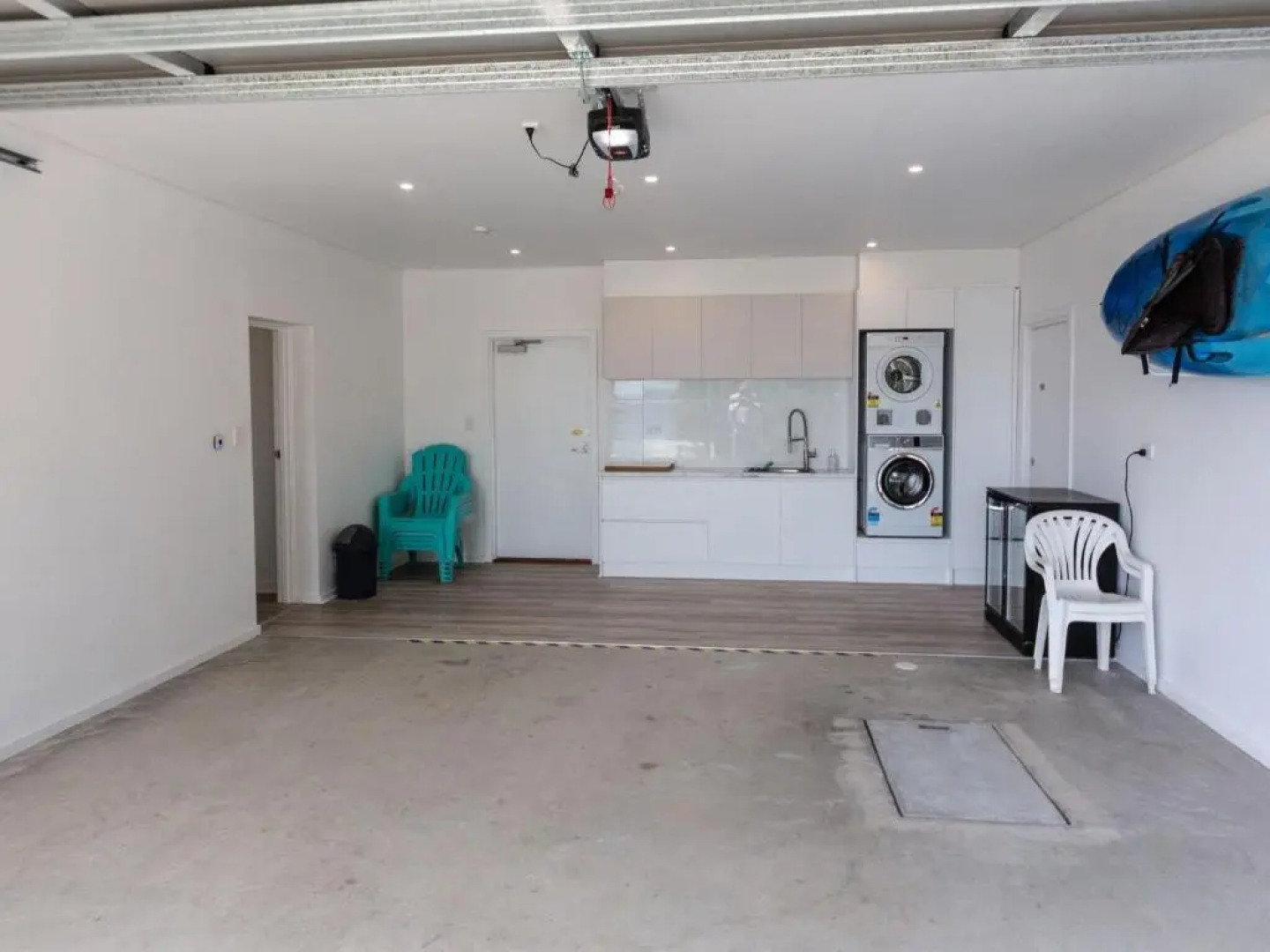 King of North Bay - 103 Gold Coast Drive