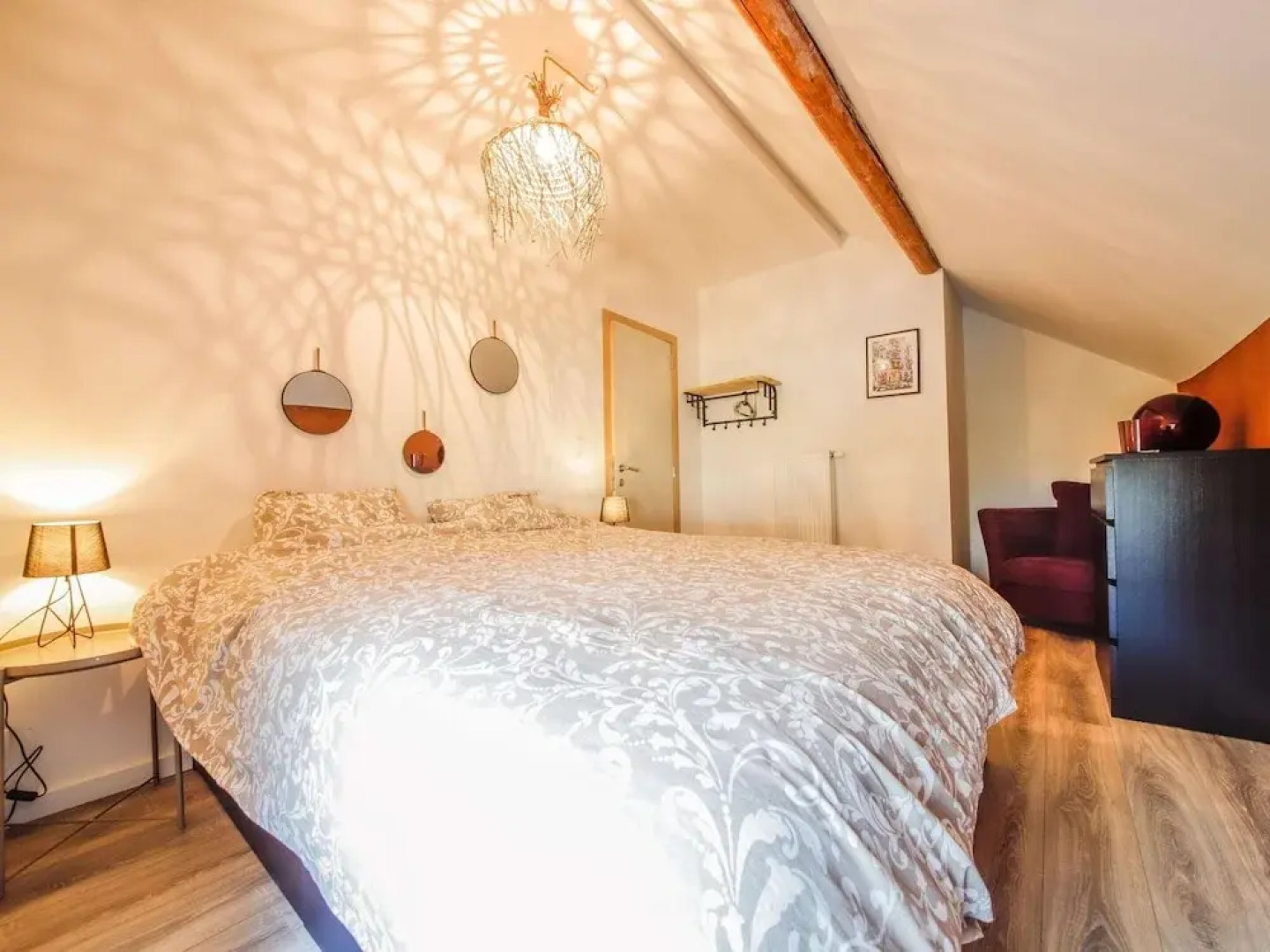 Quietly Located Farmhouse L'echappee Belle