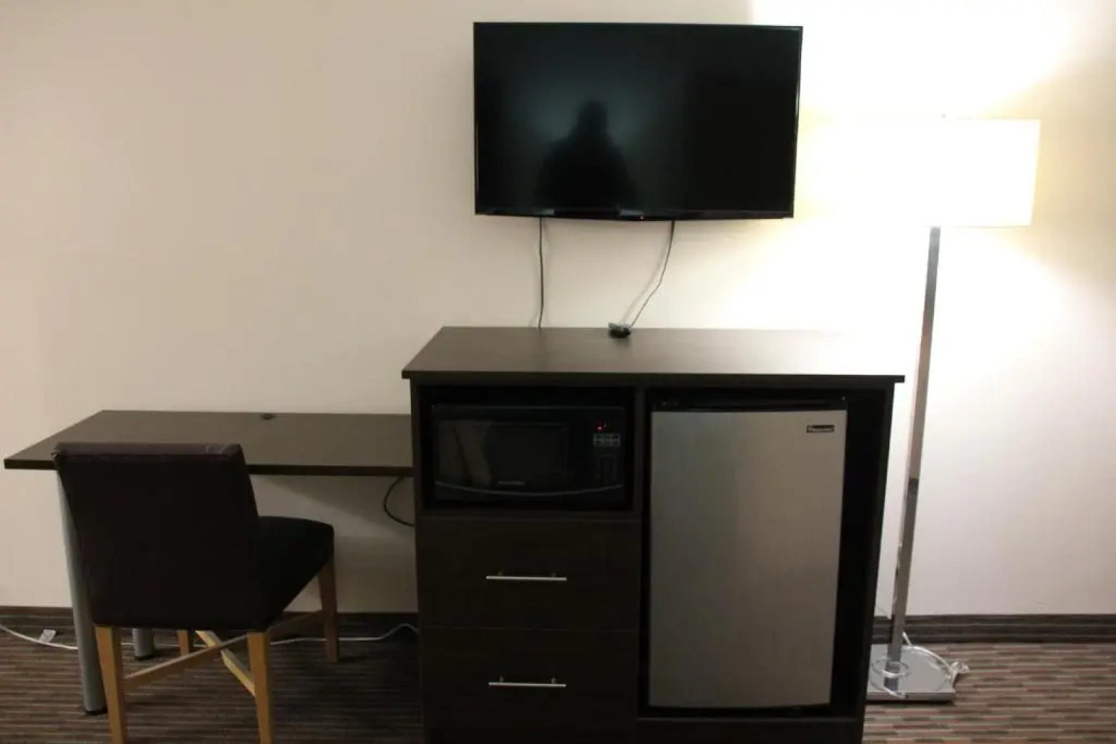 Sterling Inn Niagara Falls near IAG Airport