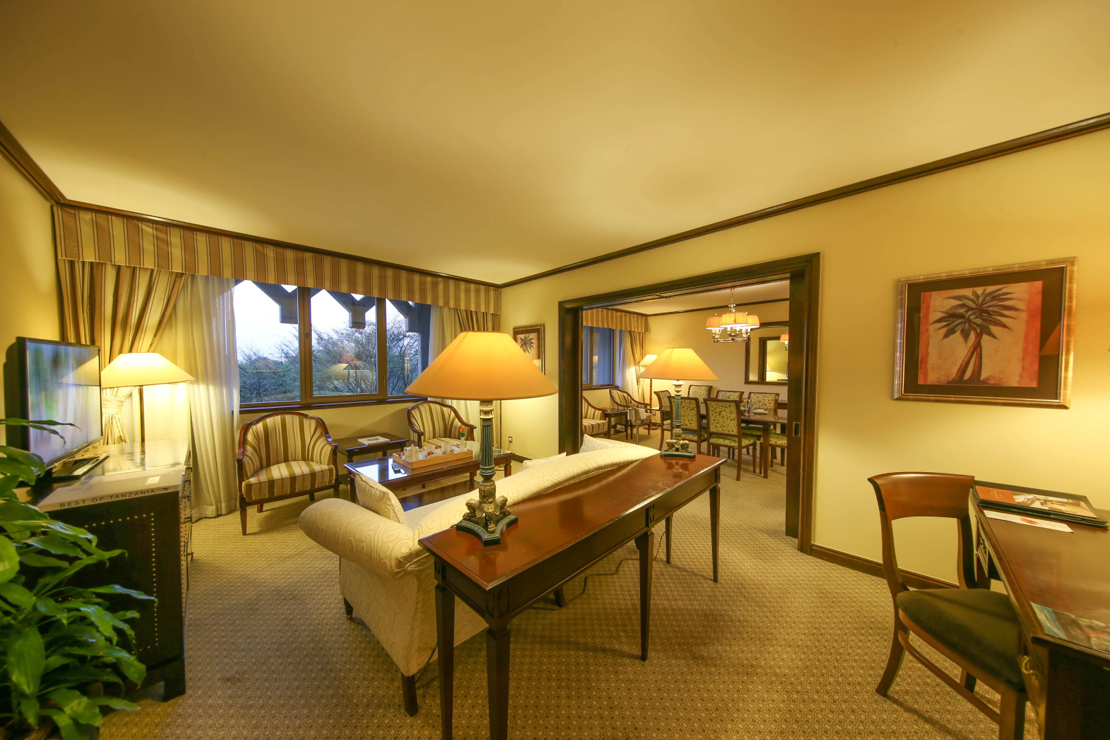 Отель Dar Es Salaam Serena