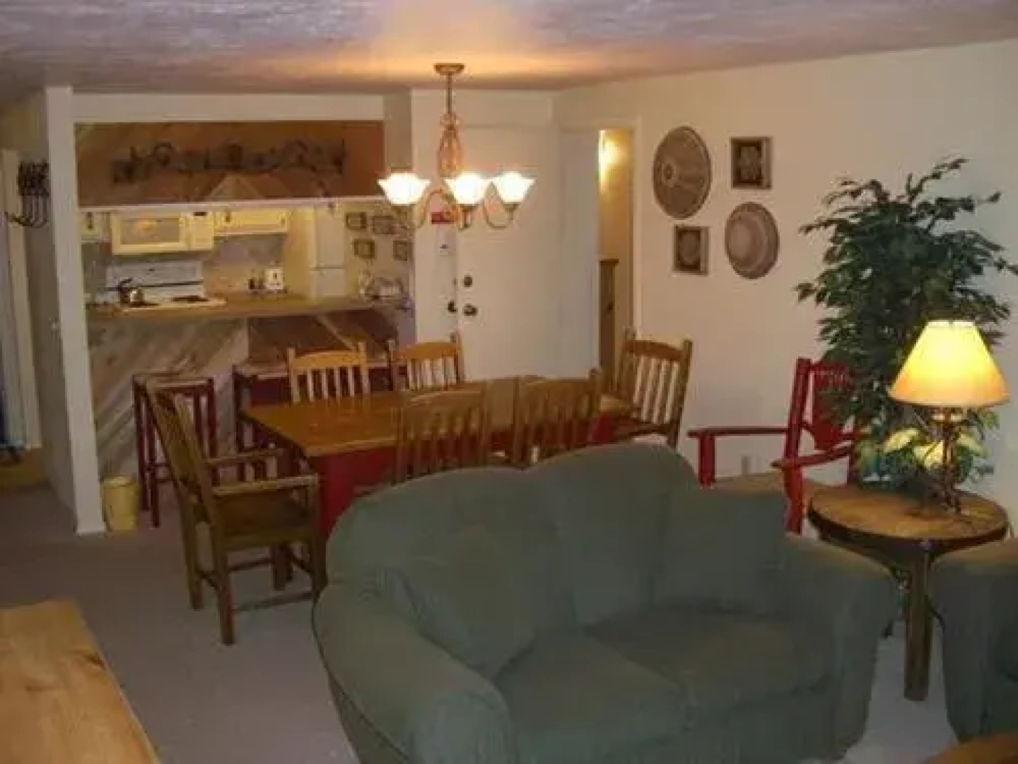 Chateaux Condominiums By Crested Butte Lodging