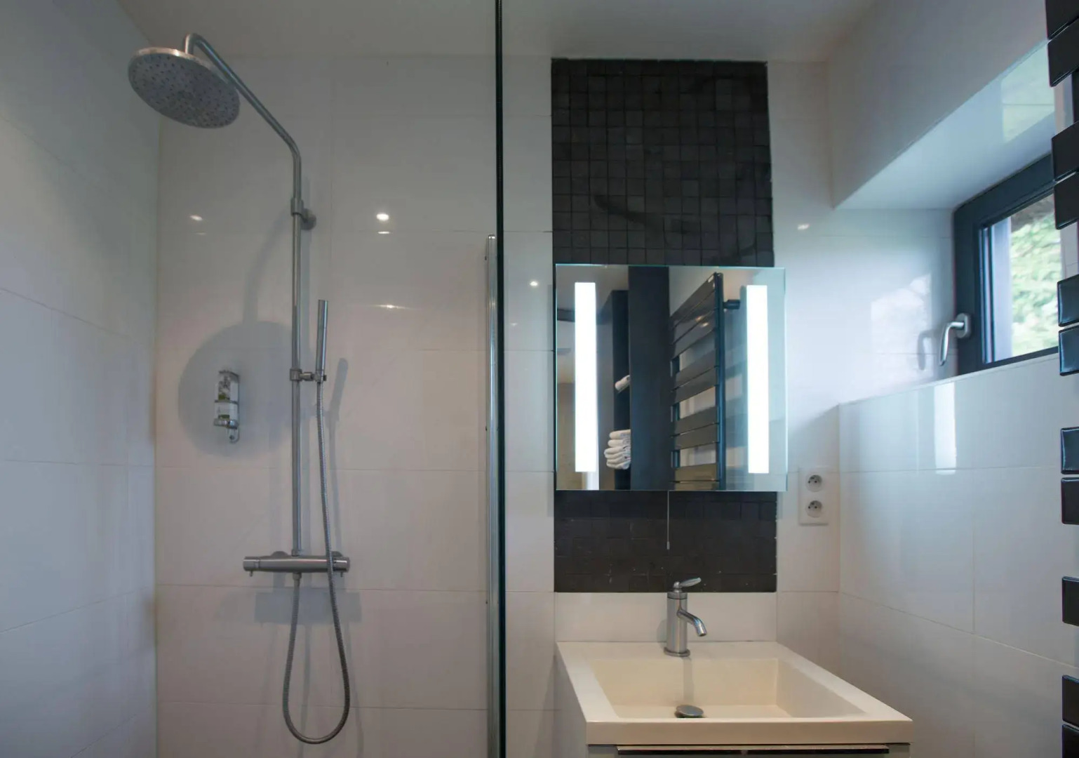 Le Petit Coq Aux Champs