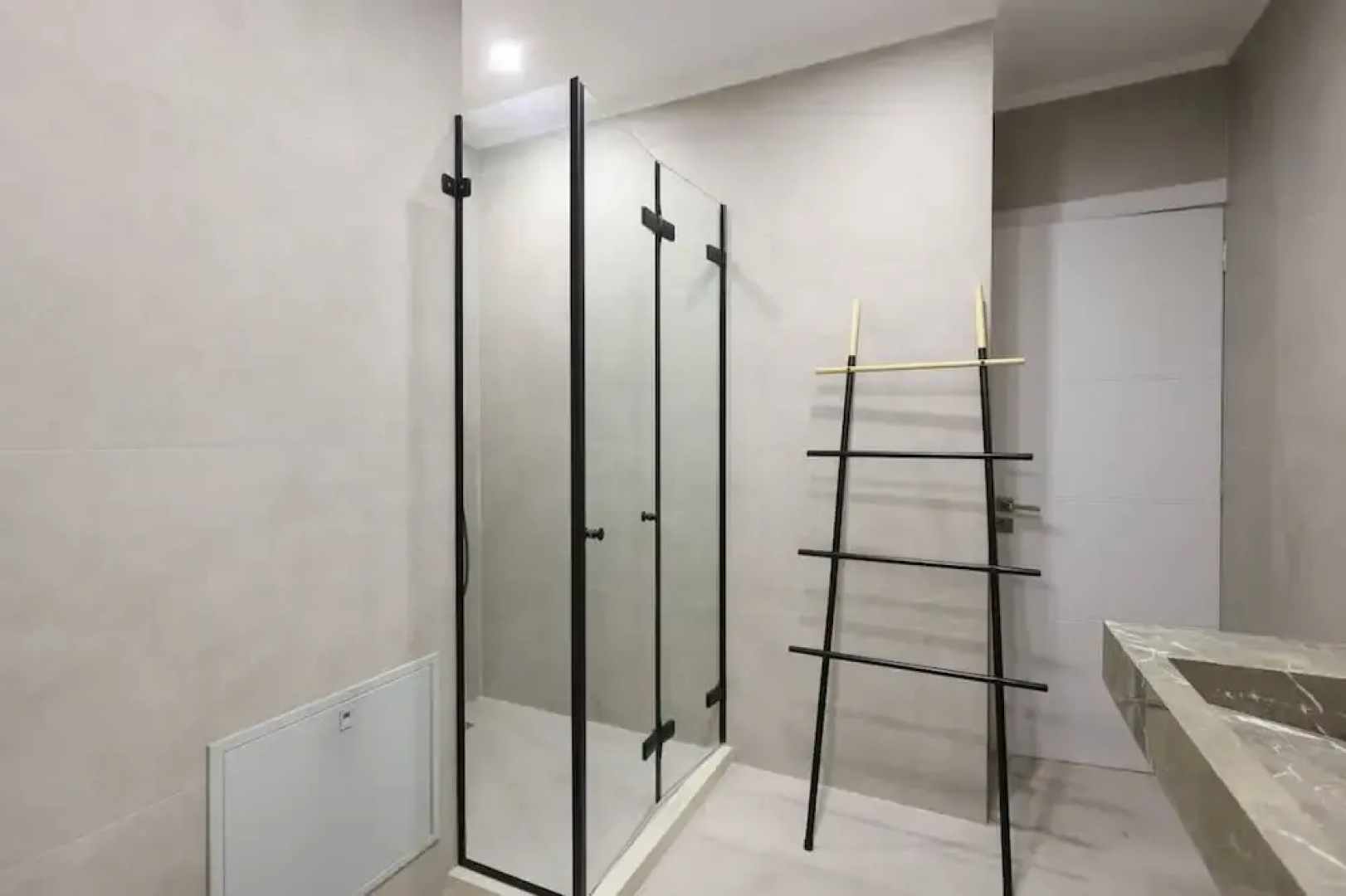 Grandstay Apartments 002