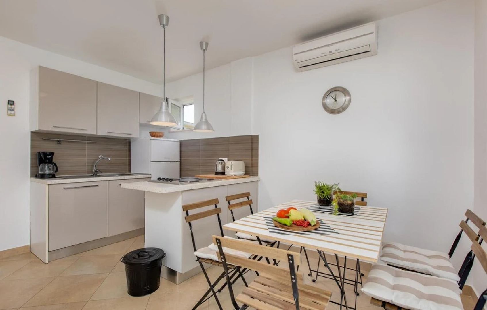 Stunning Home in Malinska With Wifi and 3 Bedrooms