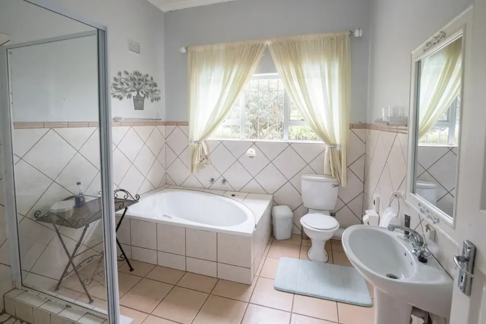 Hillton Manor Guest House