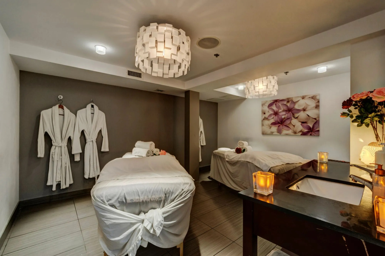 Aloft Calgary University