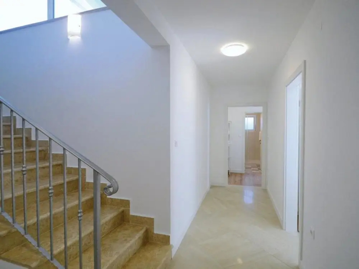 Comfortable Villa With Private Swimming Pool, Table Football, Near Labin