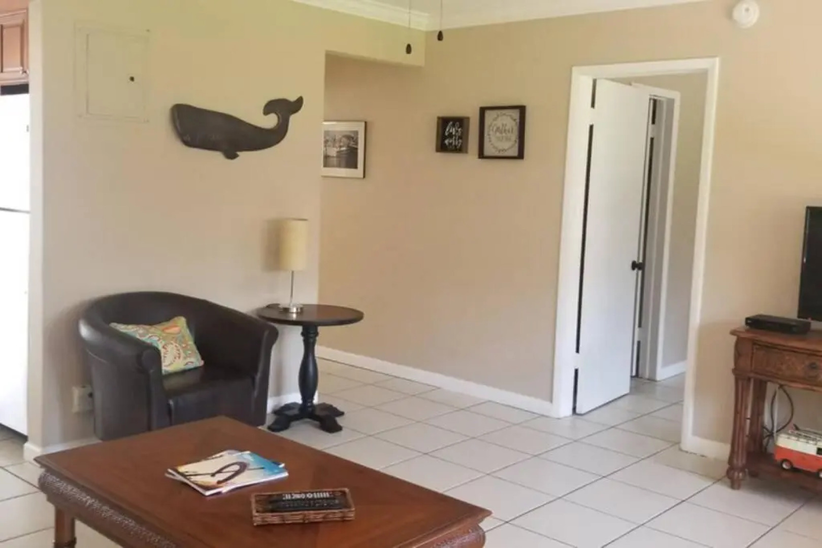 3220 NE 15th st. Unit 2