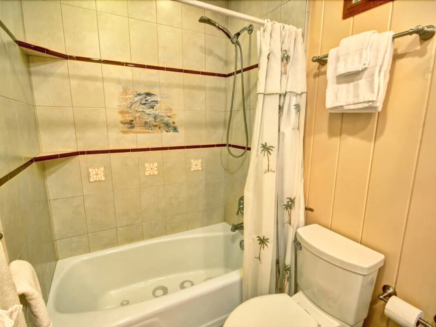 Oceanfront Luxury Maui Sands Unit 5F by RedAwning