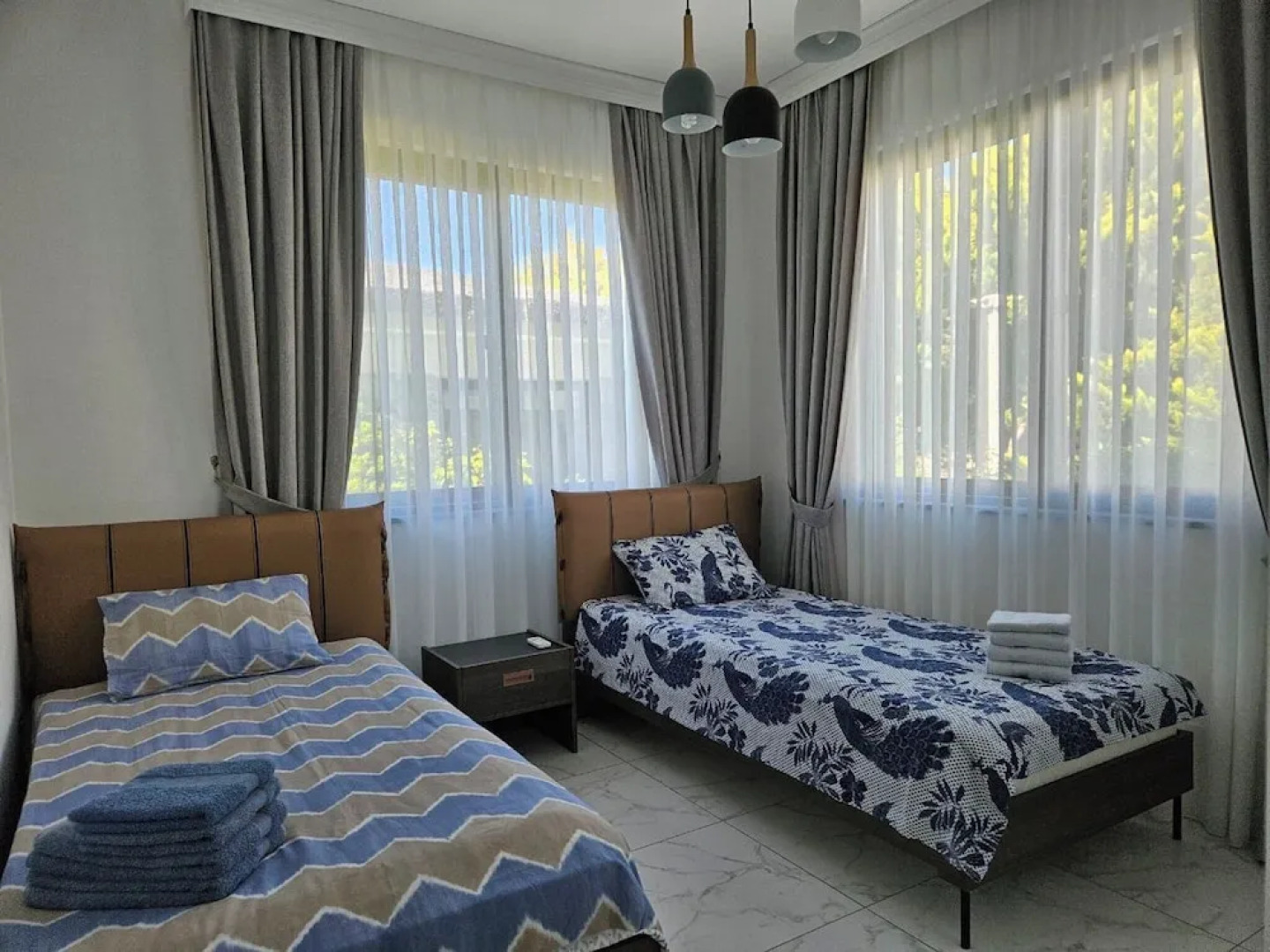 Serene Three-bedroom Retreat in Unforgettable Setting