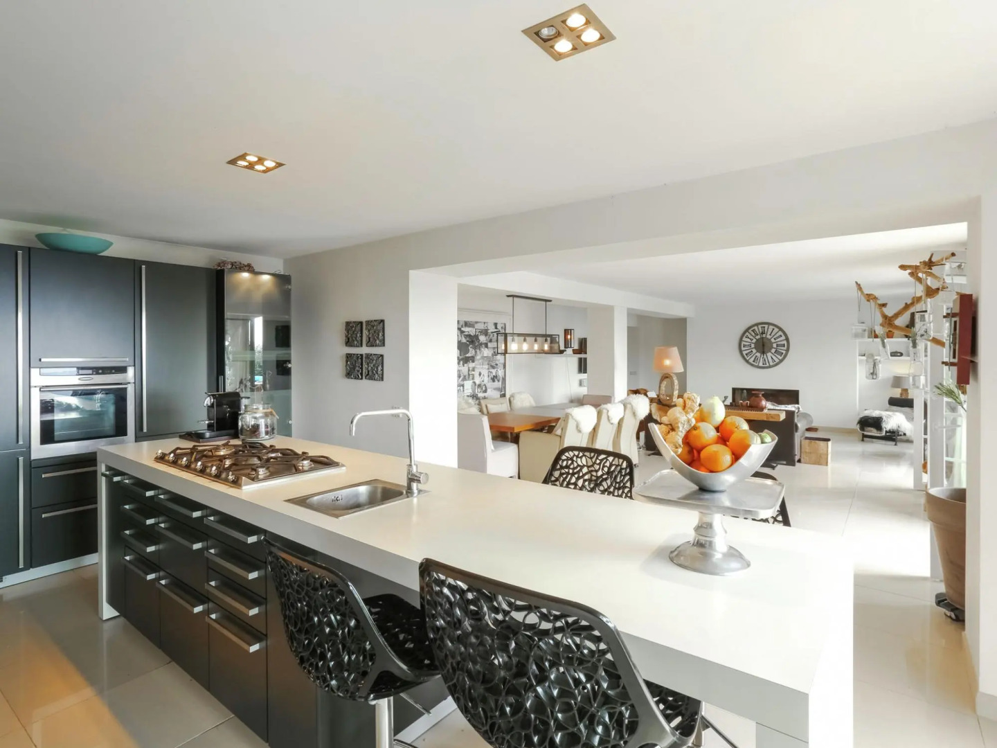 Mountain Villa With Panoramic Sea Views and Pool in Grasse