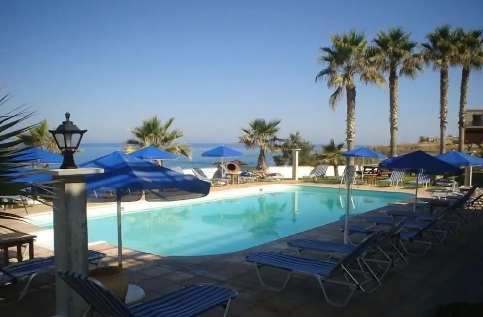 Sun Camero Apartments