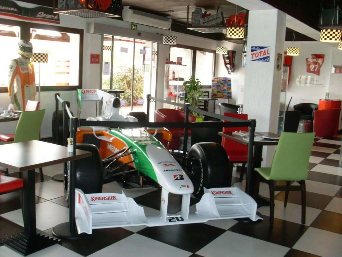 Enzo Hotels Vierzon By Kyriad Direct