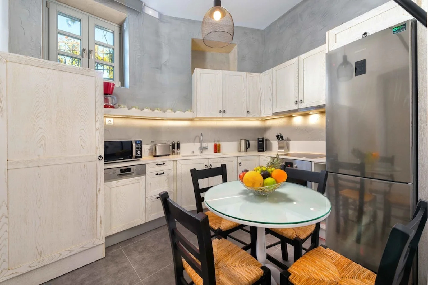 Lindos Shore Summer House with Jacuzzi And Sea View !!!