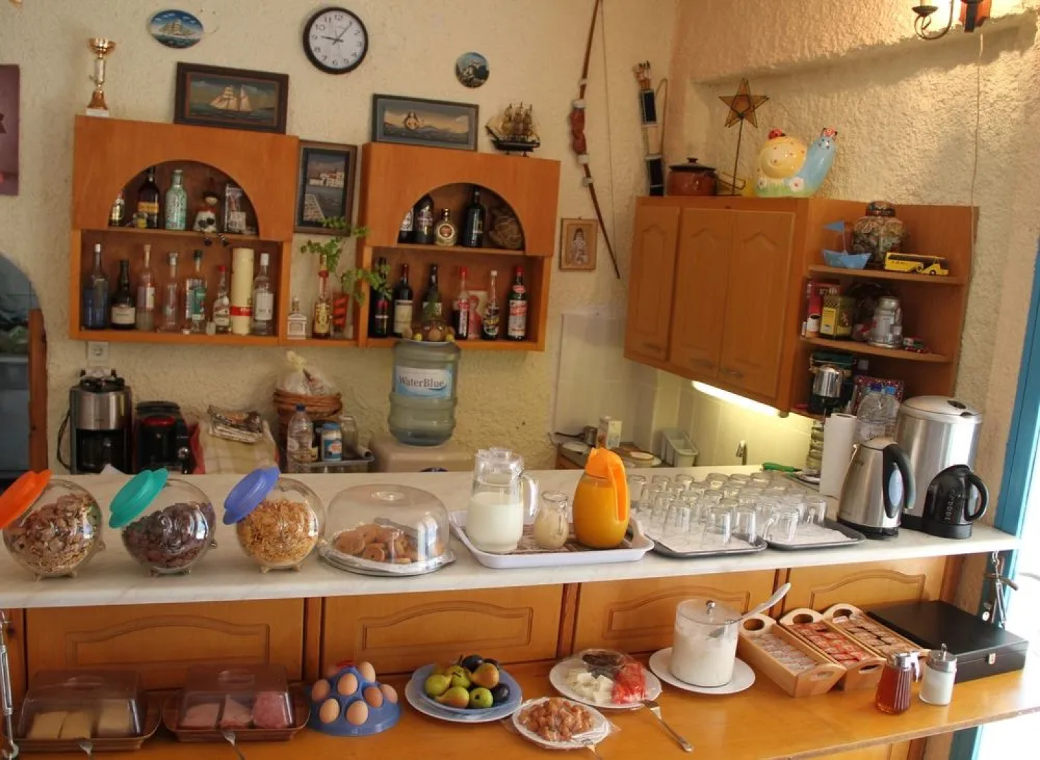 Kavos Bay Seafront Hotel