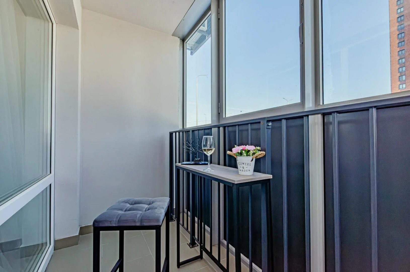 Апартаменты на улице Теплых встреч 3