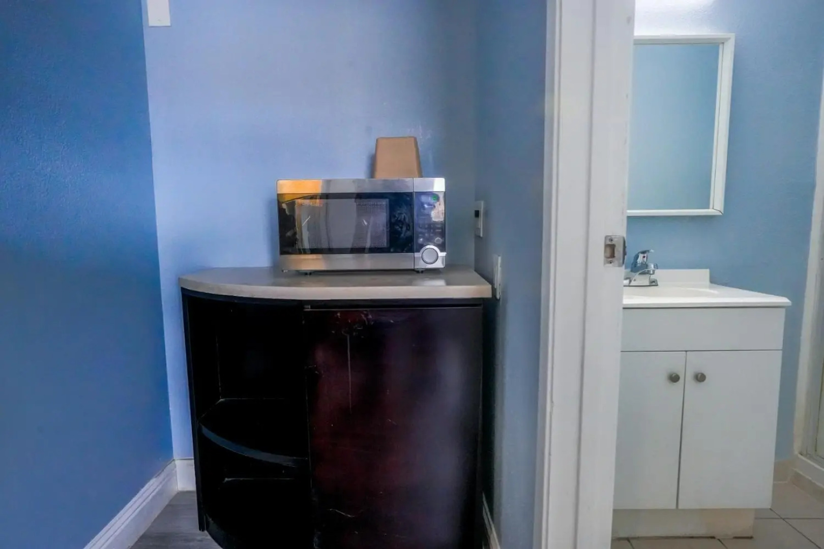 Economy Inn Buttonwillow Bakersfield I-5