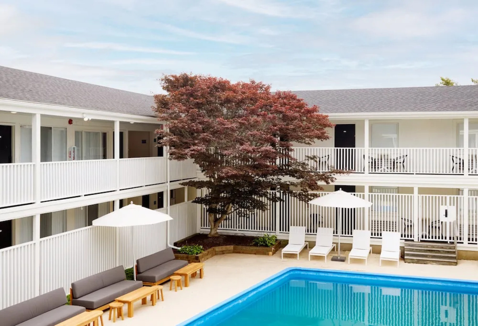 Windjammer Motor Inn