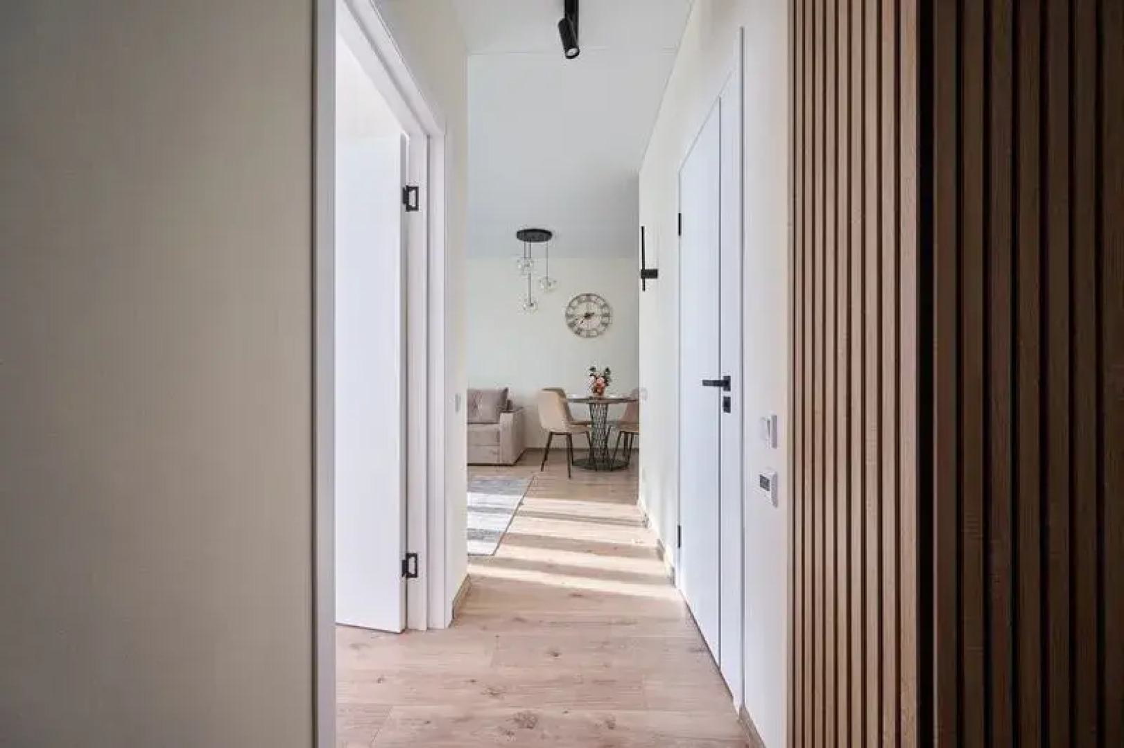 Йо Плейс на улице Героя Владислава Посадского 16/1