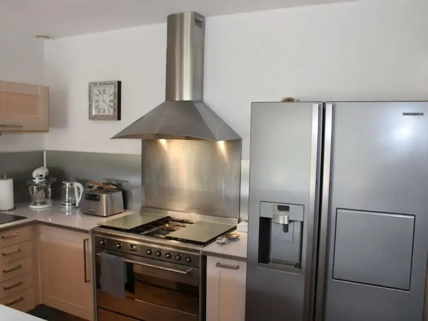 Holiday Home With Large Garden and Pool