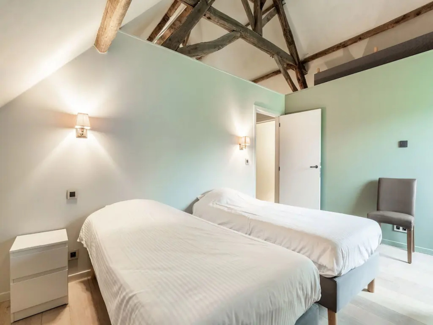 Beernem Countryside Home