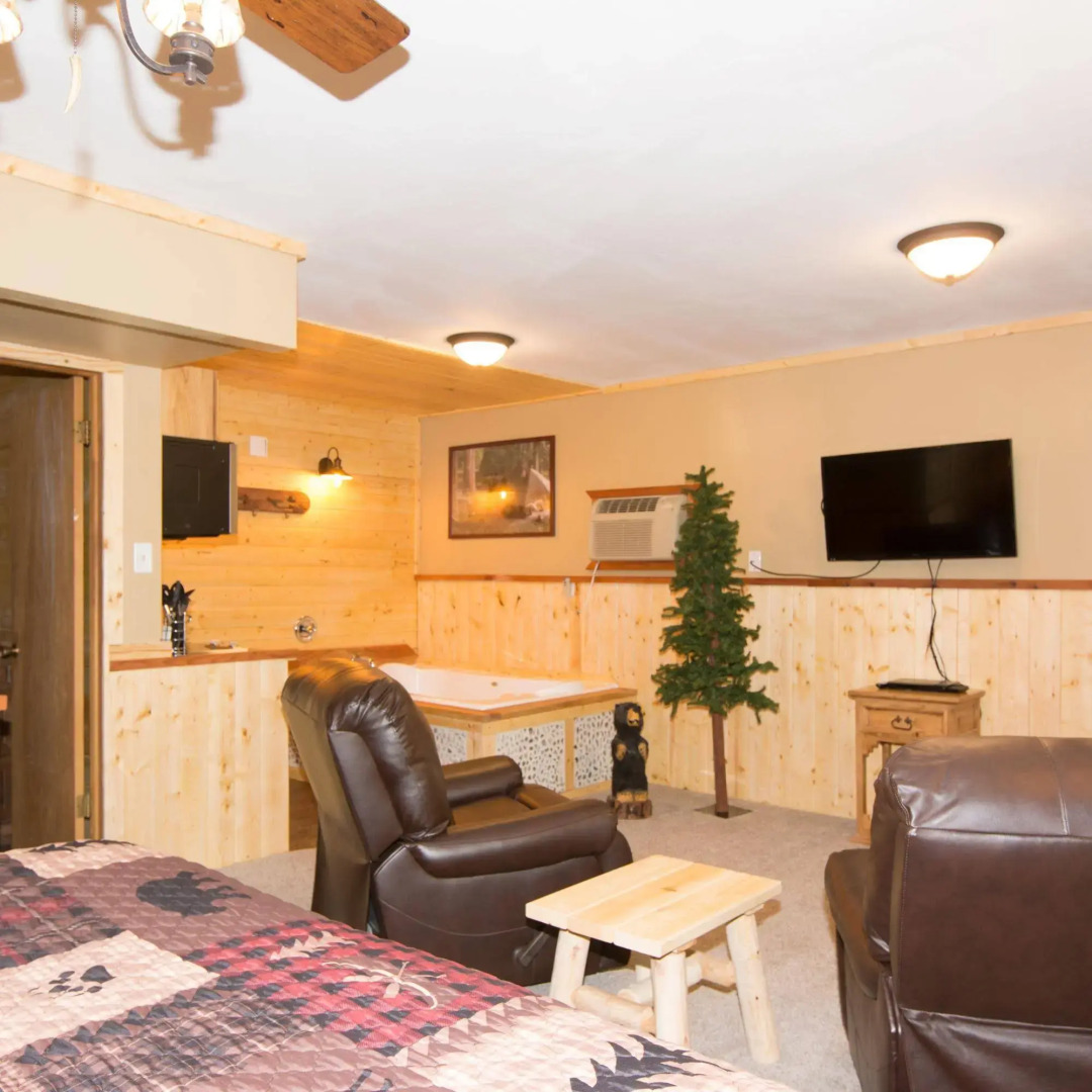 Upper Canyon Inn & Cabins