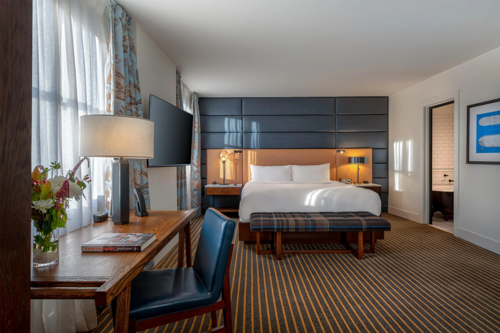 Hotel Theodore Seattle Downtown, Tapestry by Hilton