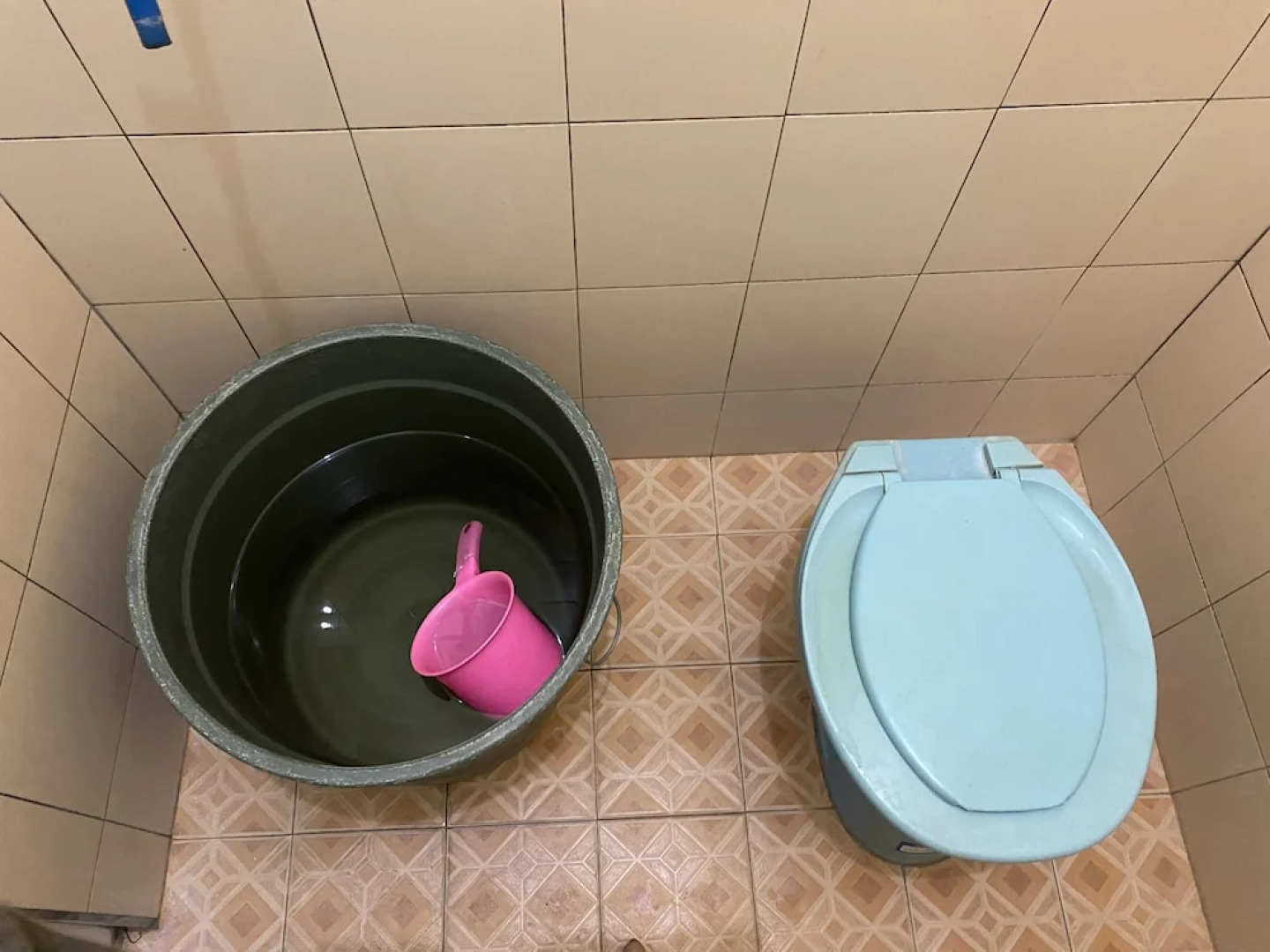 OYO Life 93258 Kos Sahabat