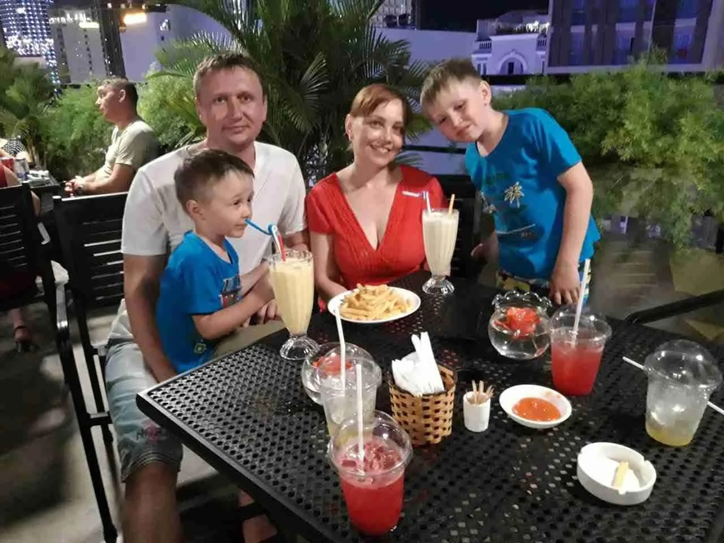 Maple Leaf Hotel & Apartment