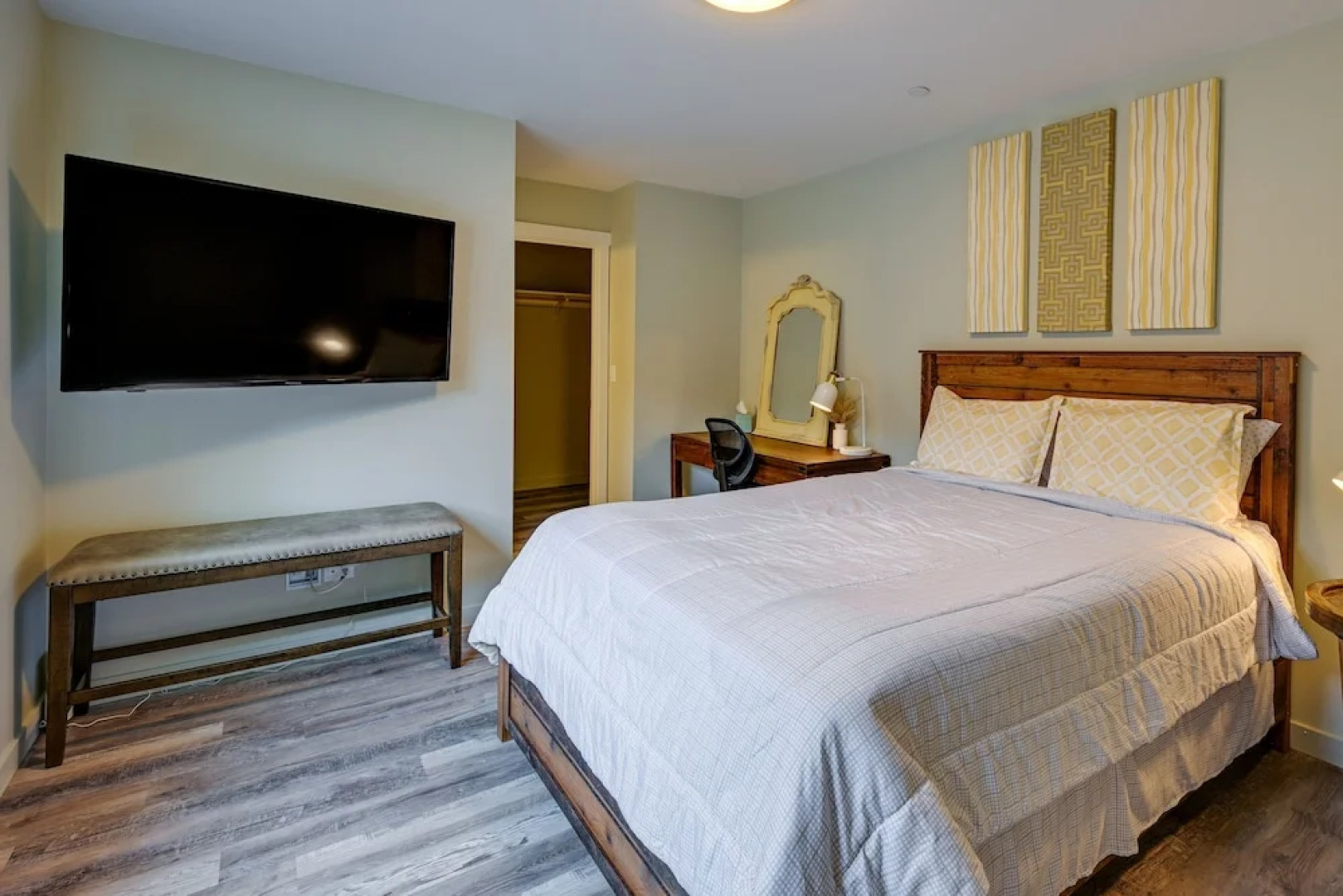 Modern Seatac Gem w/ Fireplace & Smart Tvs!