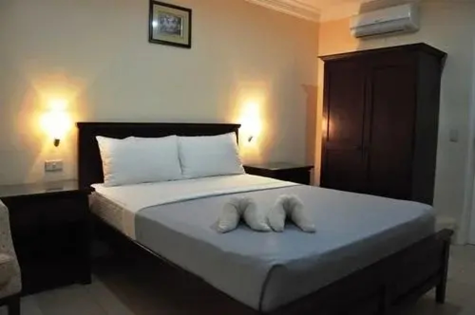 West Wing Resort Hotel