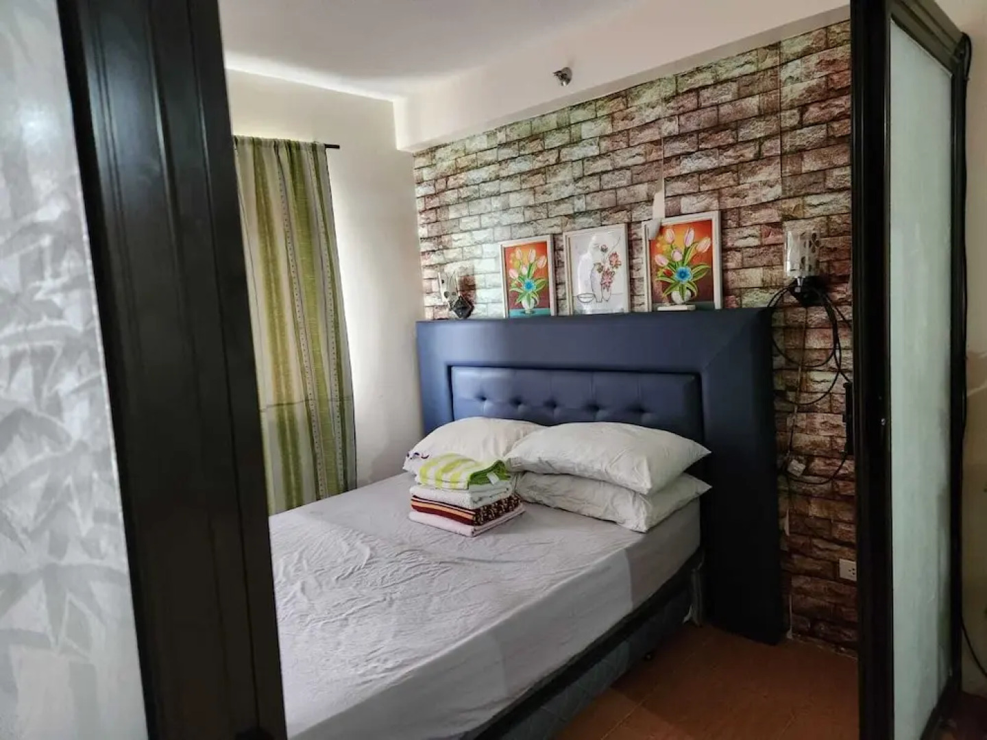 1 Bedroom Condo at One Oasis Condominuim