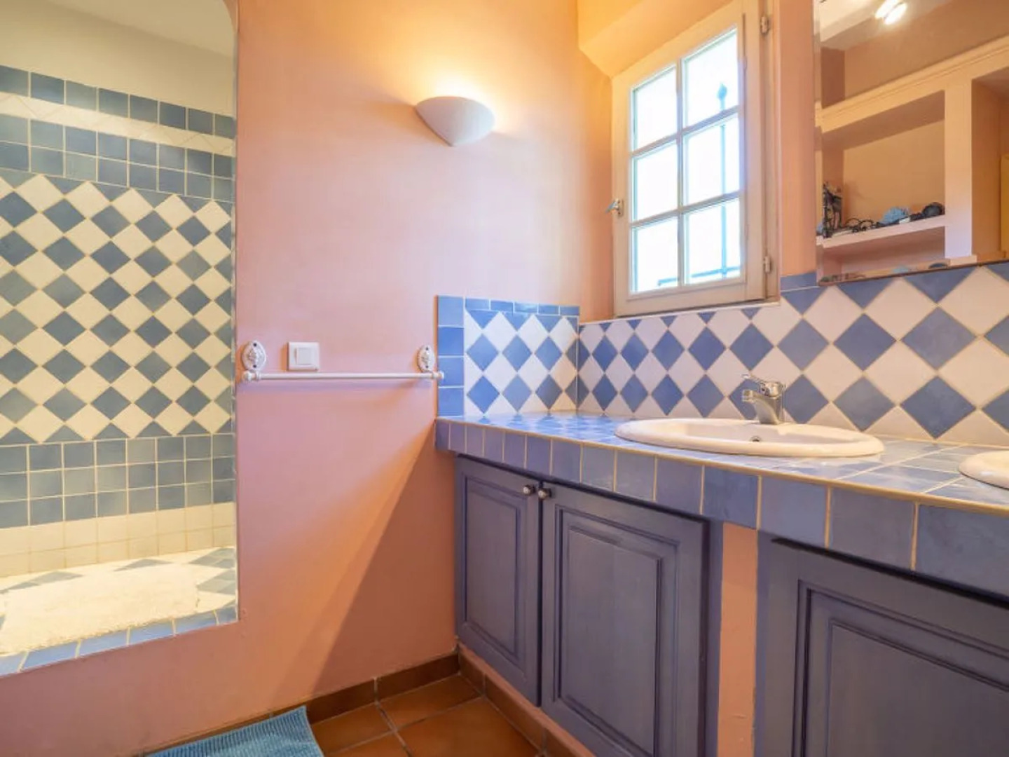 La Maison Bleue (GFR130)