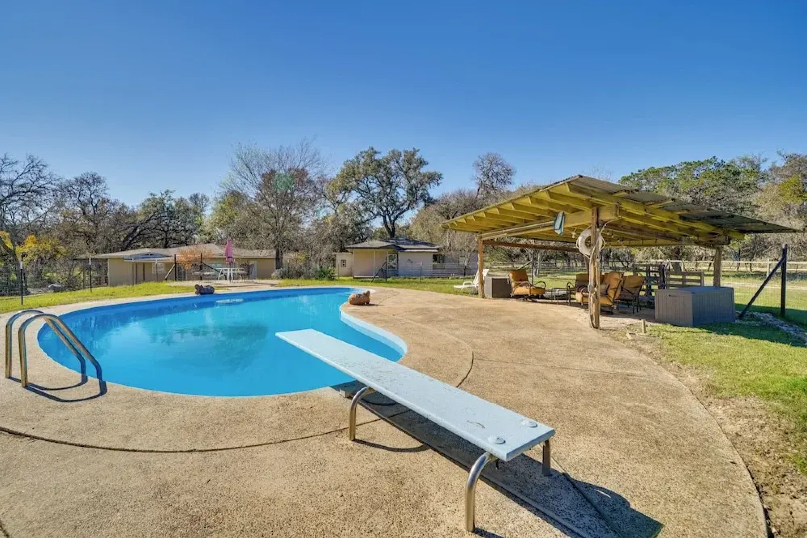 Quiet Bandera Country Home w/ Medina River Access!