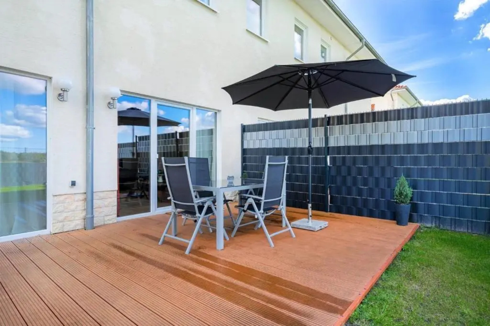 Nr 8 Dobbe mit Garten