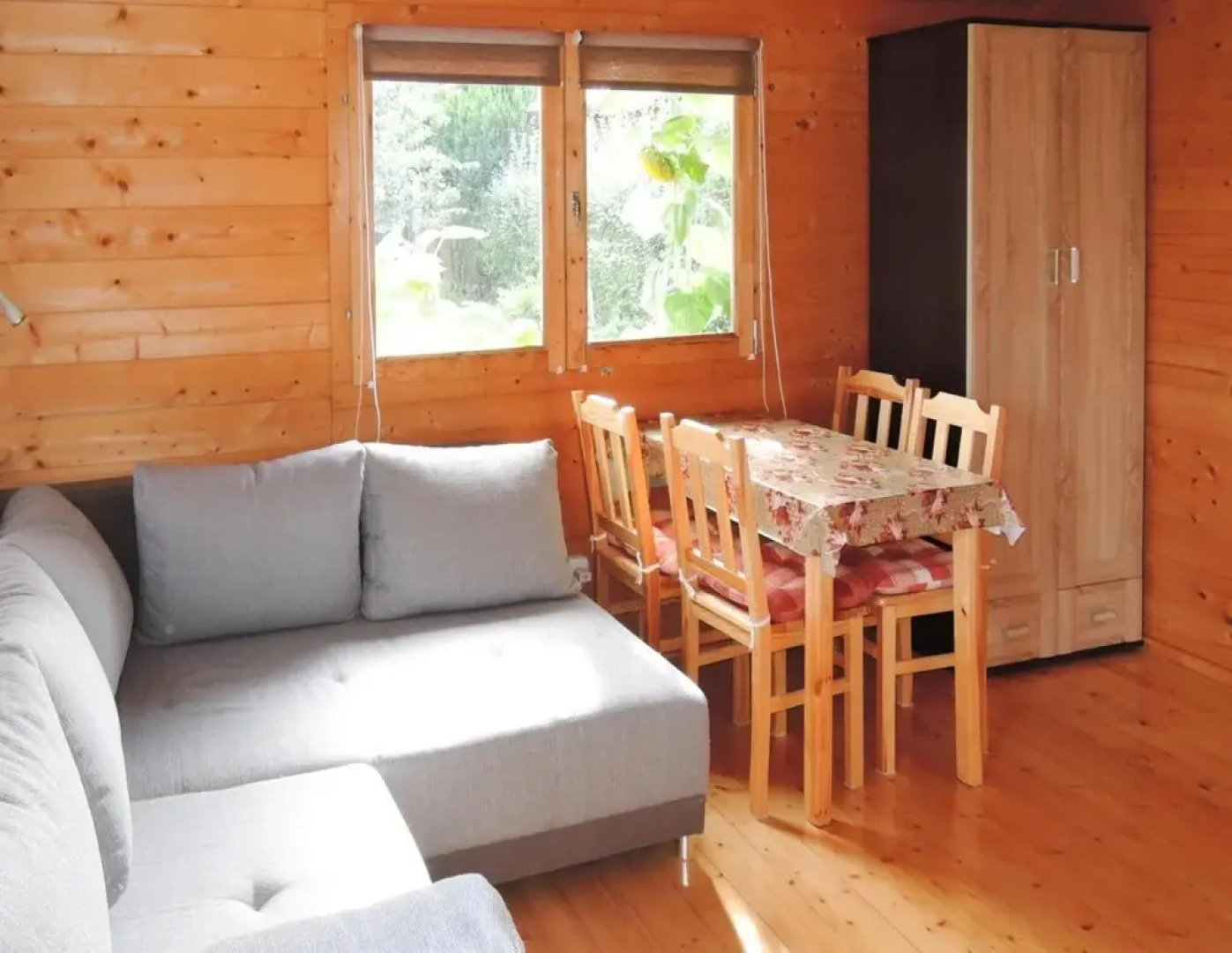 Bungalow With Terrace and Scenic Grounds