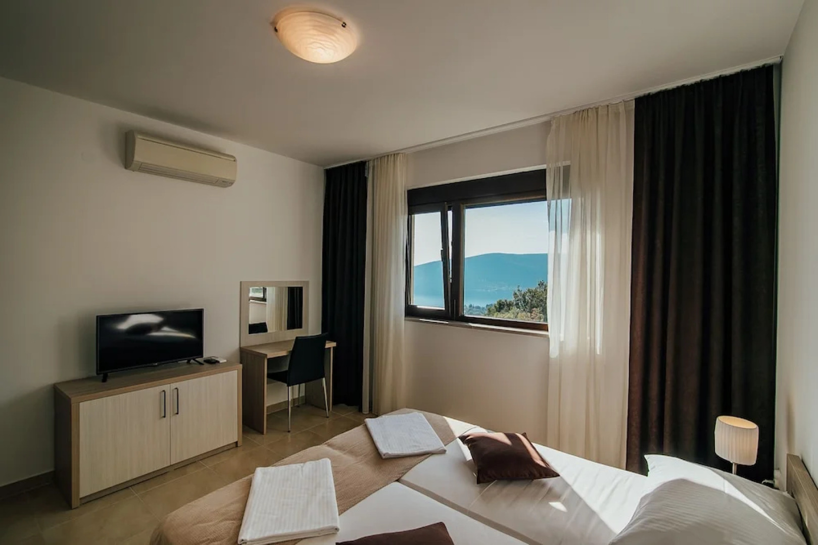 Apartments Vista Residence